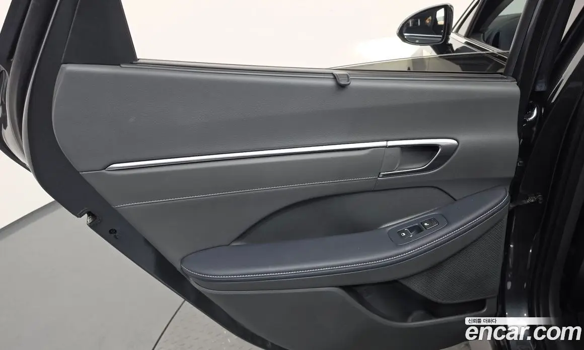 Hyundai Sonata 2022 2.0 автомат (гидро), фото 15