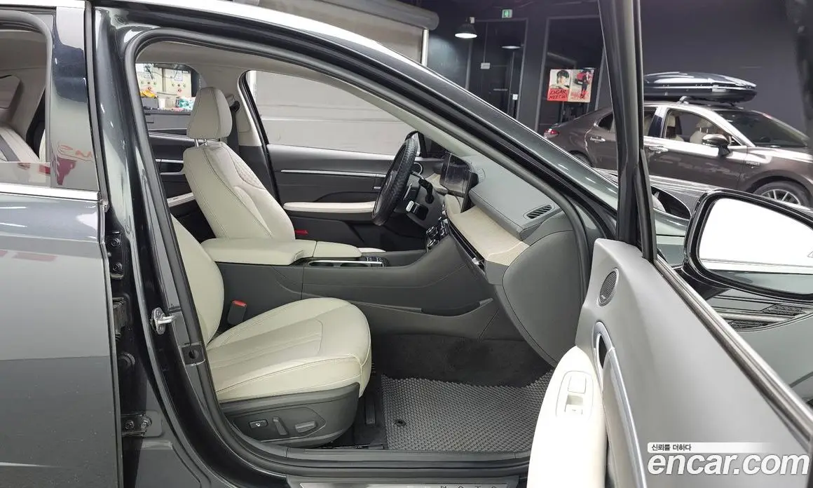 Hyundai Sonata 2023 2.0 автомат (гидро), фото 17