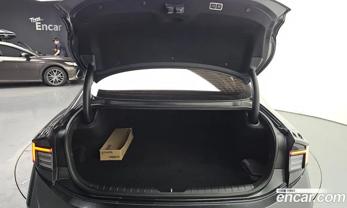 Hyundai Sonata 2023 2.0 автомат (гидро), фото 26