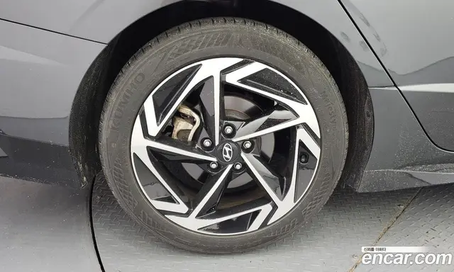 Hyundai Sonata 2023 2.0 автомат (гидро), миниатюра 5