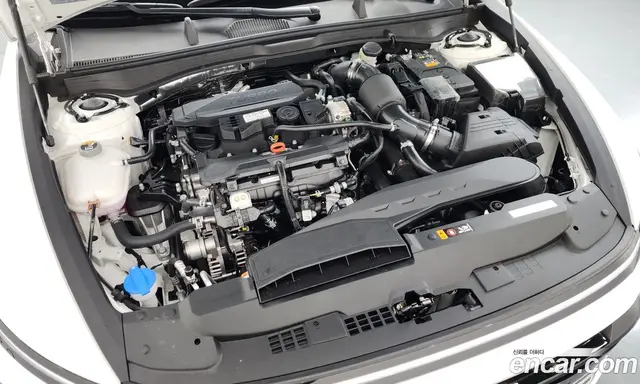 Hyundai Sonata 2026 1.6 автомат (гидро), миниатюра 6