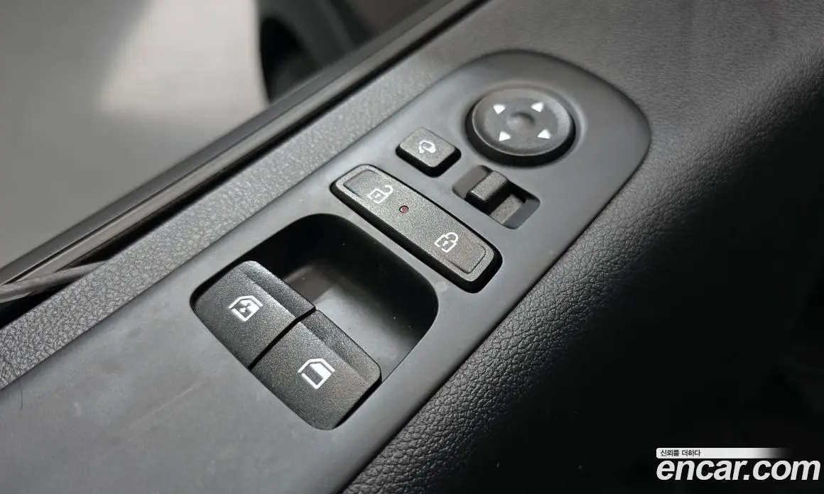 Hyundai Staria 2025 1.6 автомат (гидро), фото 14