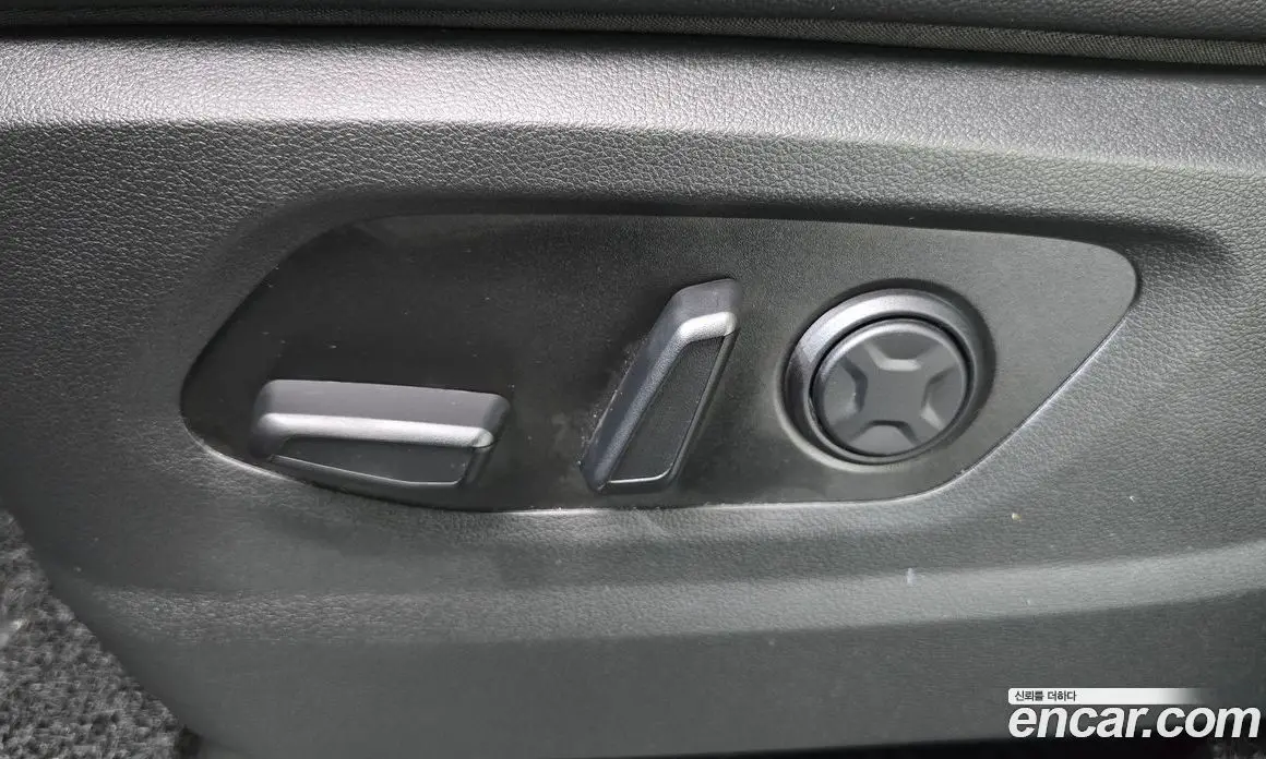 Hyundai Staria 2025 1.6 автомат (гидро), фото 16