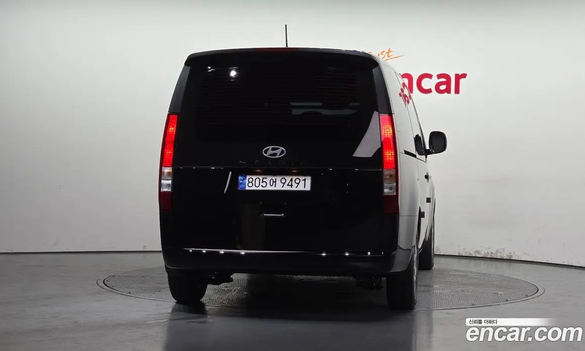 Hyundai Staria 2025 1.6 автомат (гидро), фото 4