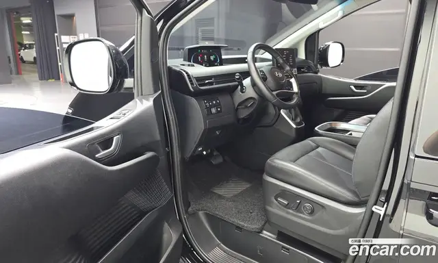 Hyundai Staria 2025 1.6 автомат (гидро), миниатюра 10