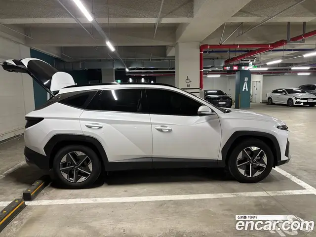 Hyundai Tucson 2024 1.6 автомат (гидро), миниатюра 2