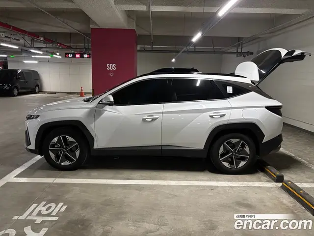 Hyundai Tucson 2024 1.6 автомат (гидро), миниатюра 3