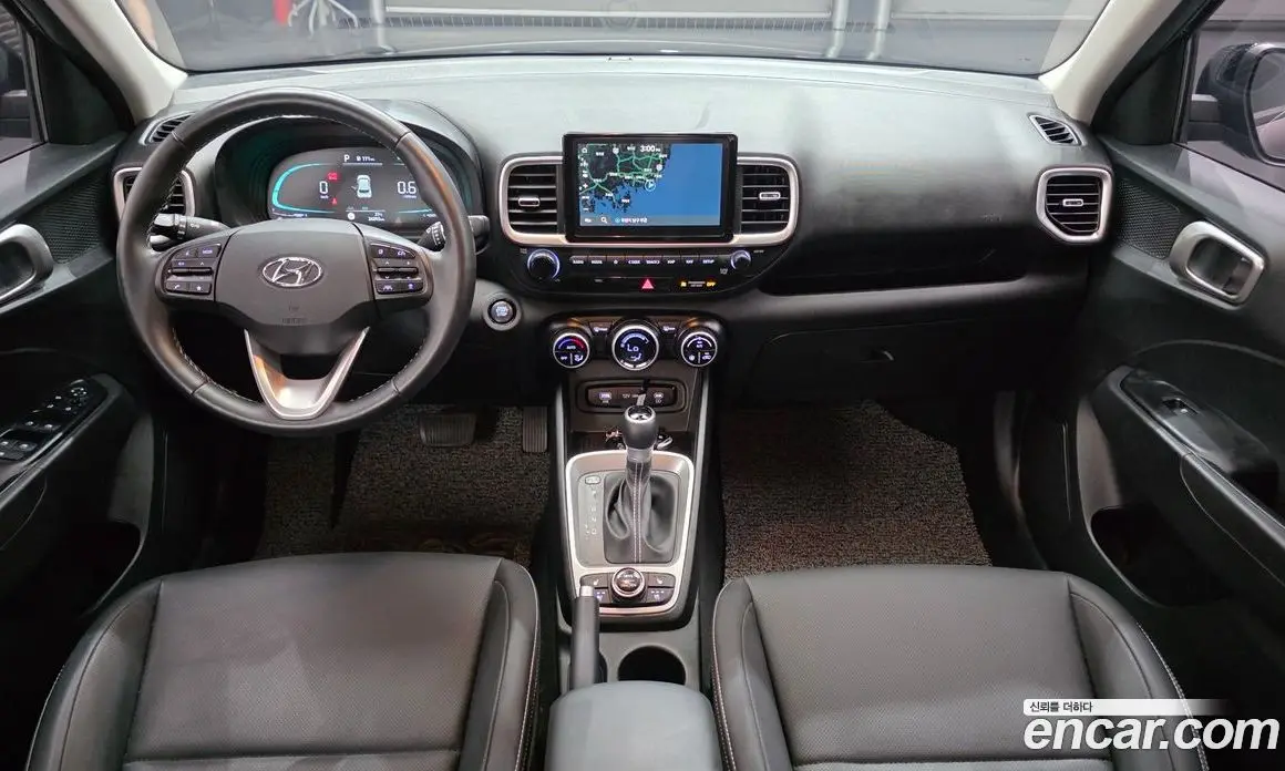 Hyundai Venue 2023 1.6 автомат (гидро), фото 10