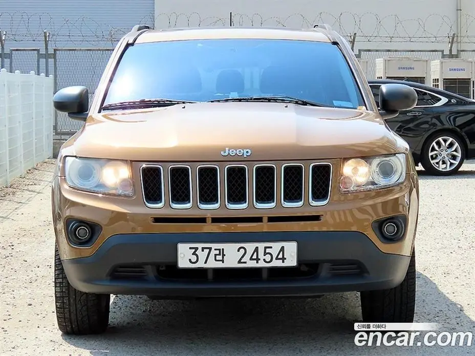Jeep Compass 2011 2.4 автомат (гидро), фото 1 Jeep Compass 2011 2.4 автомат (гидро), фото 1