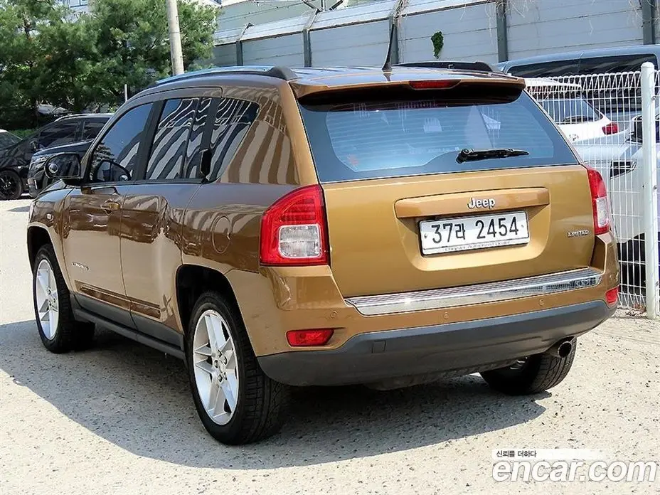 Jeep Compass 2011 2.4 автомат (гидро), фото 3 Jeep Compass 2011 2.4 автомат (гидро), фото 3