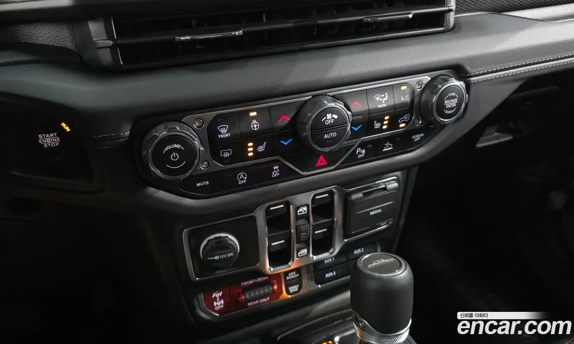 Jeep Gladiator 2025 3.6 автомат (гидро), фото 23