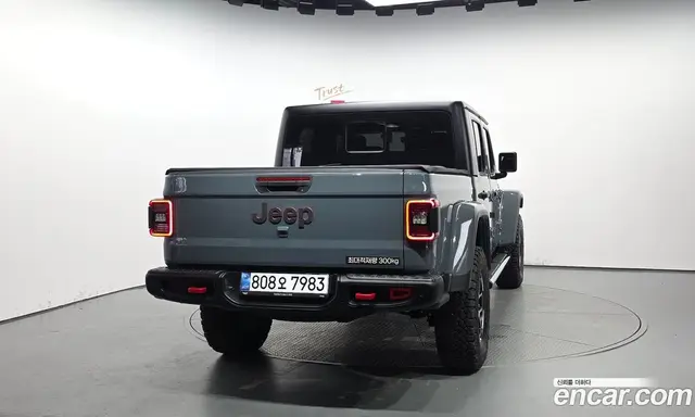 Jeep Gladiator 2025 3.6 автомат (гидро), миниатюра 4