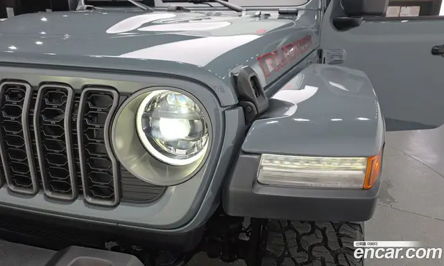 Jeep Gladiator 2025 3.6 автомат (гидро), миниатюра 8