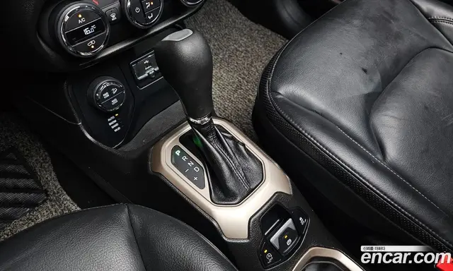 Jeep Renegade 2017 2.0 автомат (гидро), миниатюра 11
