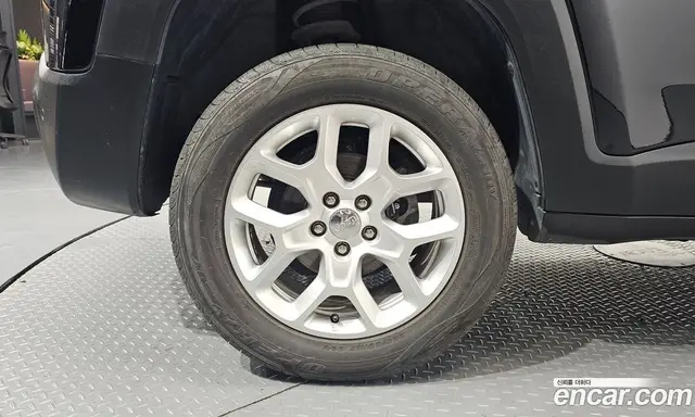 Jeep Renegade 2017 2.0 автомат (гидро), миниатюра 4