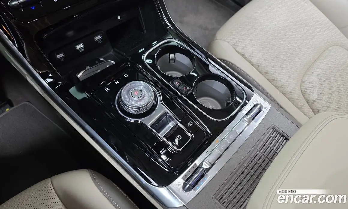 Kia Carnival 2021 3.5 автомат (гидро), фото 12