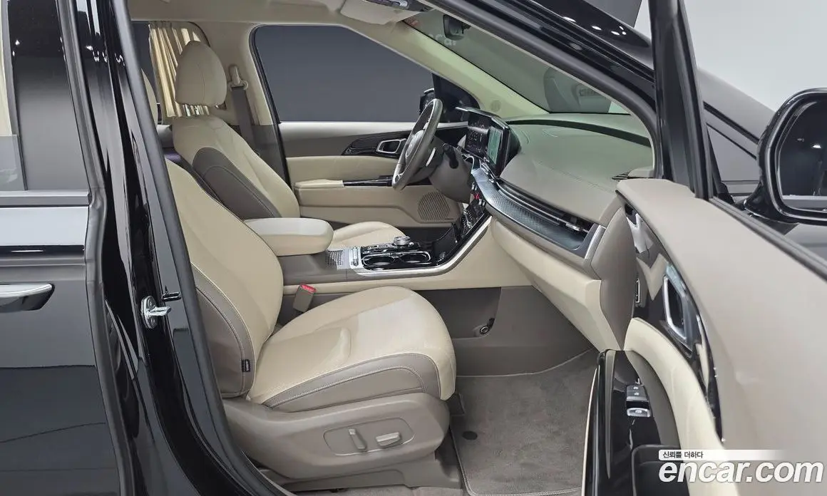 Kia Carnival 2021 3.5 автомат (гидро), фото 17