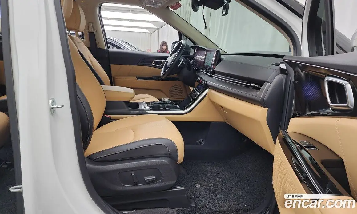 Kia Carnival 2023 2.2 автомат (гидро), фото 16