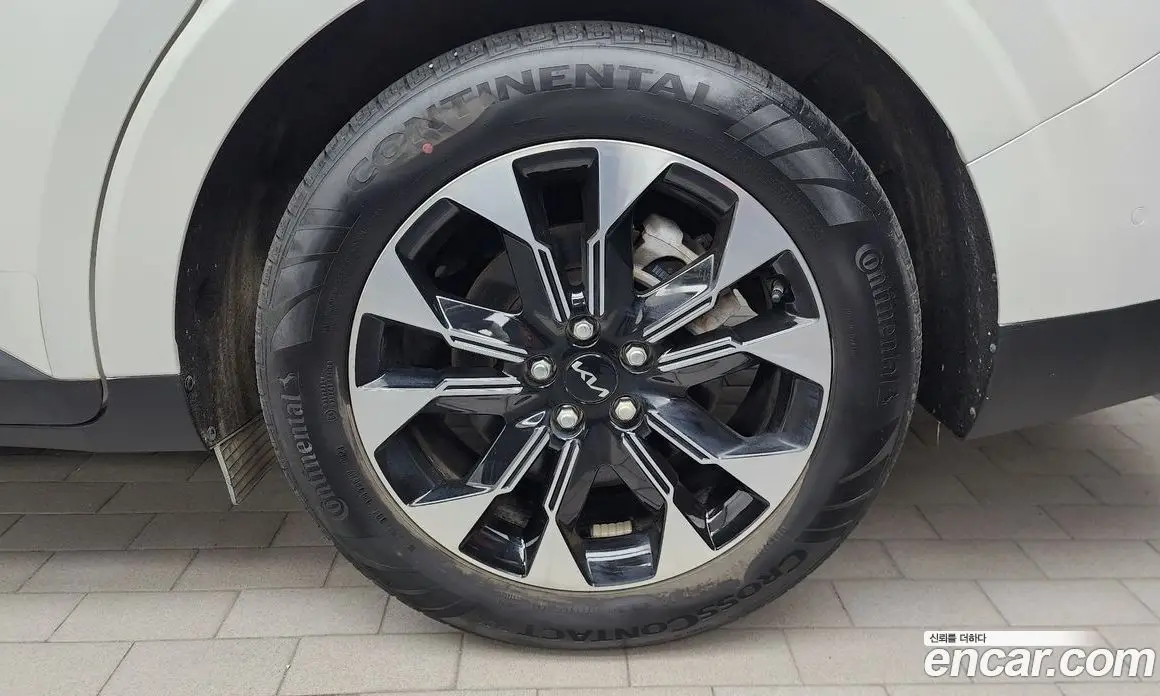Kia Carnival 2023 2.2 автомат (гидро), фото 6