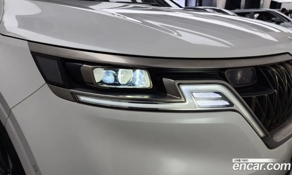 Kia Carnival 2023 2.2 автомат (гидро), фото 7