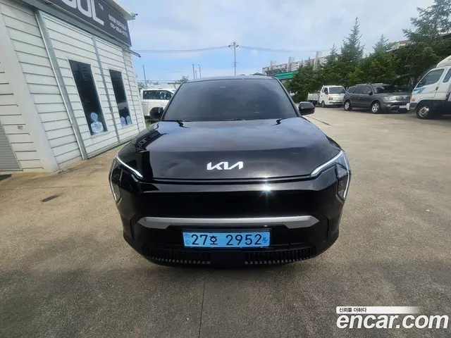 Kia EV3 2026 2.0 автомат (гидро), миниатюра 1