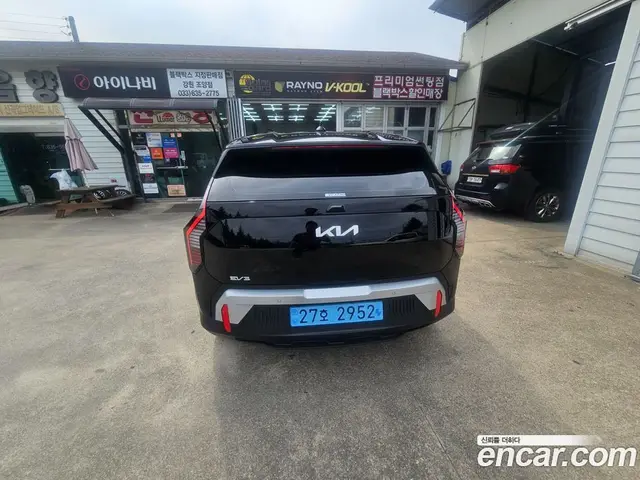 Kia EV3 2026 2.0 автомат (гидро), миниатюра 2