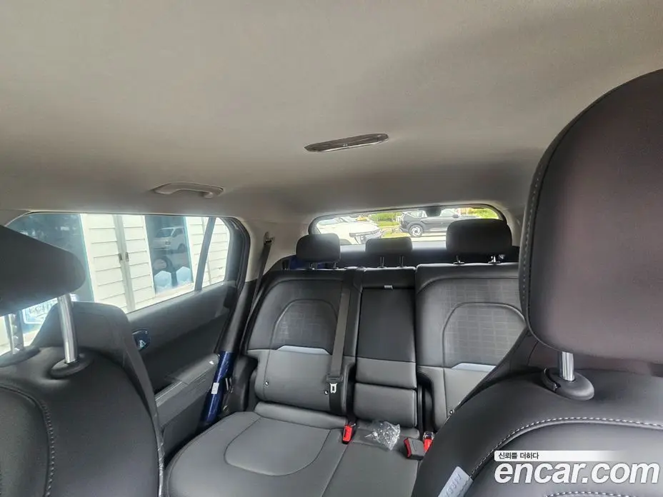 Kia EV3 2026 2.0 автомат (гидро), фото 4