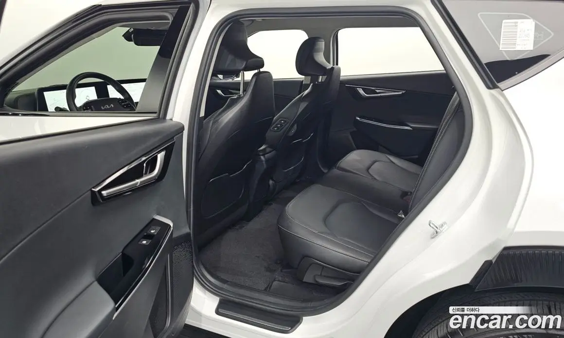 Kia EV6 2024 0.1 автомат (гидро), фото 18