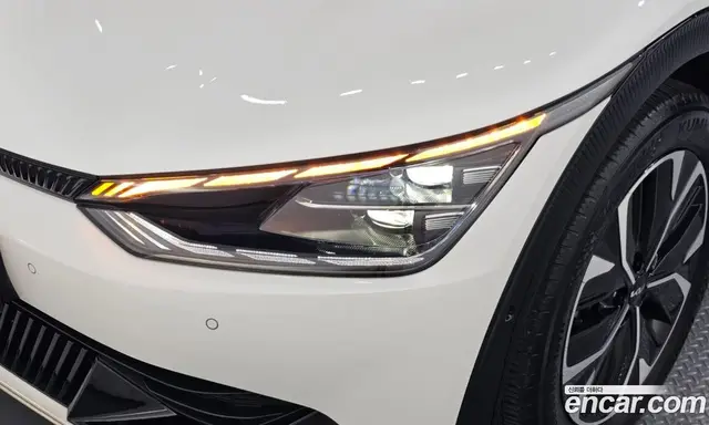 Kia EV6 2024 0.1 автомат (гидро), миниатюра 8
