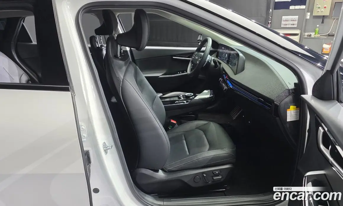 Kia EV6 2024 0.1 автомат (гидро), фото 17