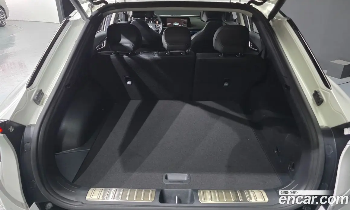 Kia EV6 2024 0.1 автомат (гидро), фото 32