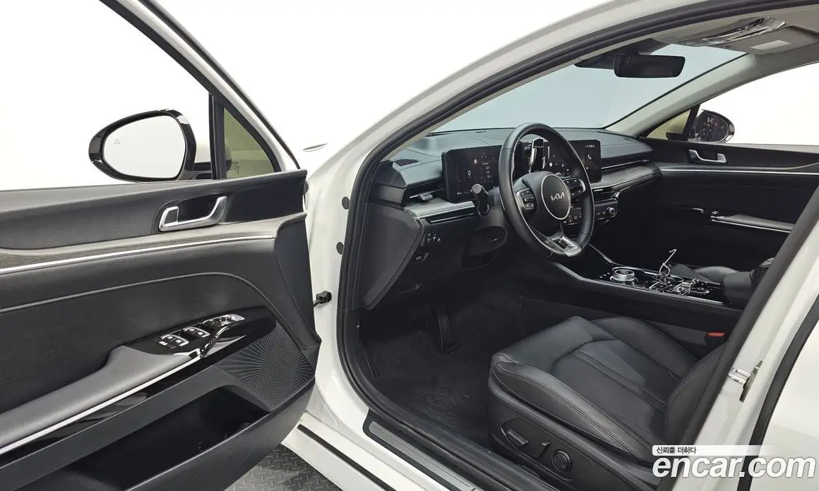 Kia K5 (Optima) 2023 2.0 автомат (гидро), фото 13