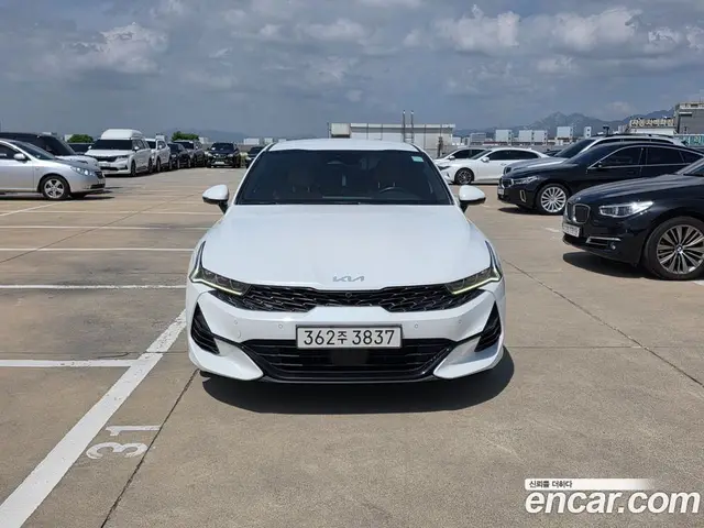 Kia K5 (Optima) 2023 2.0 автомат (гидро), миниатюра 2