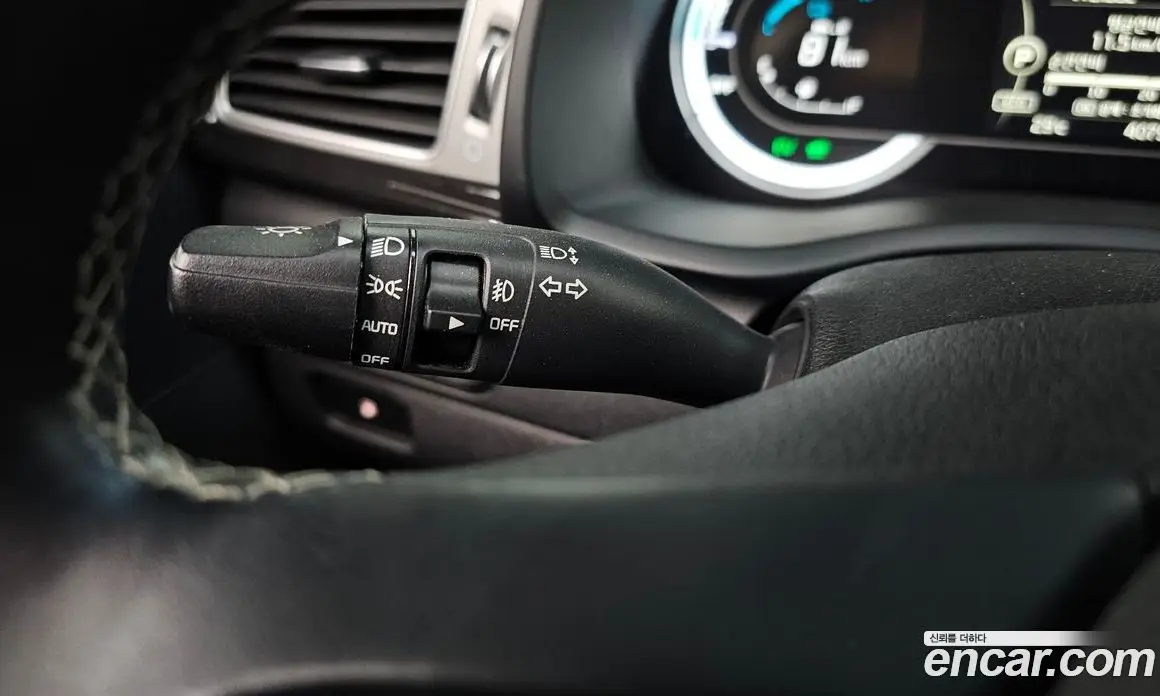 Kia Niro 2018 1.6 автомат (гидро), фото 18