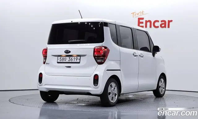 Kia Ray 2019 1.0 автомат (гидро), миниатюра 2