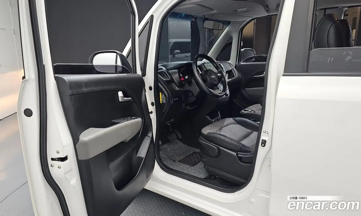 Kia Ray 2019 1.0 автомат (гидро), фото 13