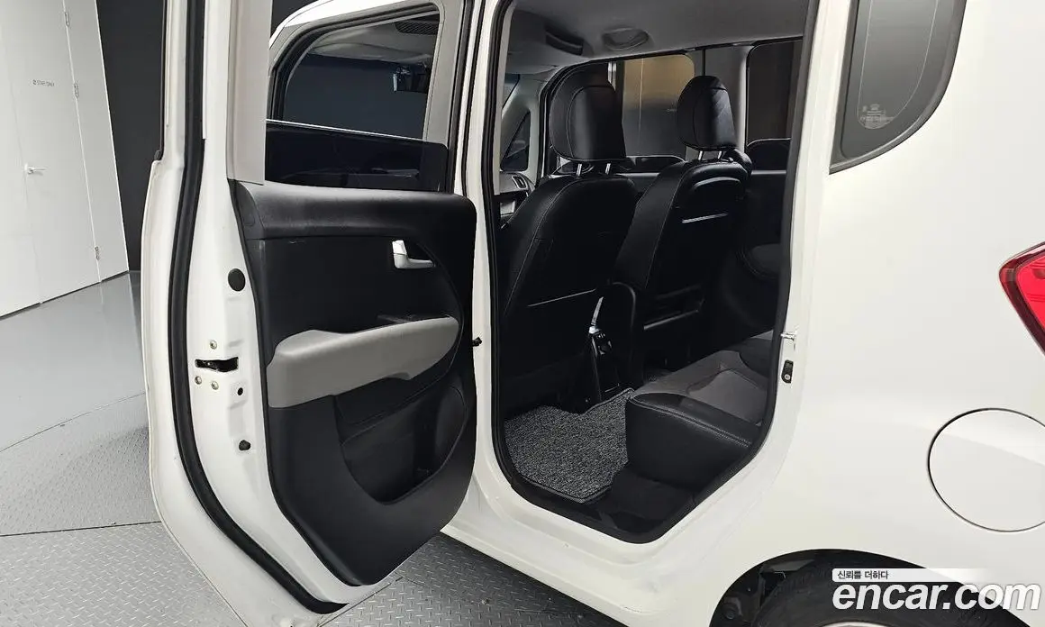 Kia Ray 2019 1.0 автомат (гидро), фото 18