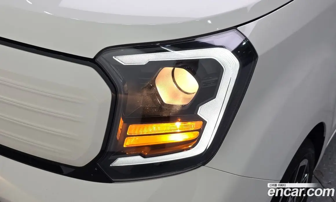 Kia Ray 2023 1.0 автомат (гидро), фото 8