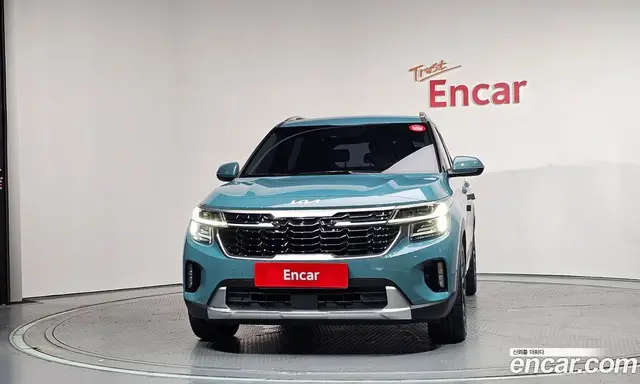 Kia Seltos 2023 1.6 автомат (гидро), миниатюра 3