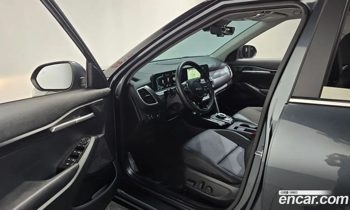 Kia Seltos 2025 2.0 автомат (гидро), фото 13