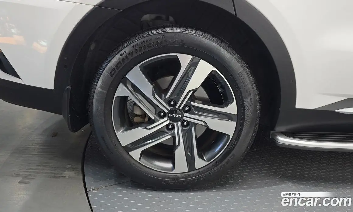 Kia Sorento 2022 1.6 автомат (гидро), фото 31