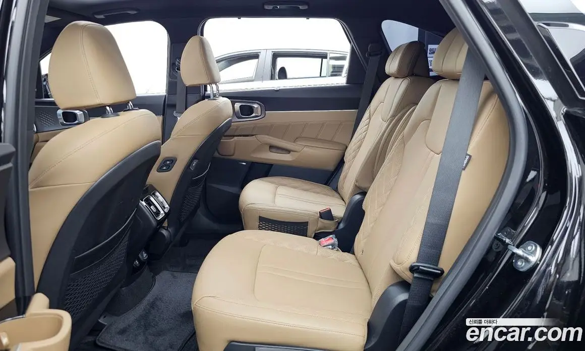 Kia Sorento 2023 2.5 автомат (гидро), фото 16