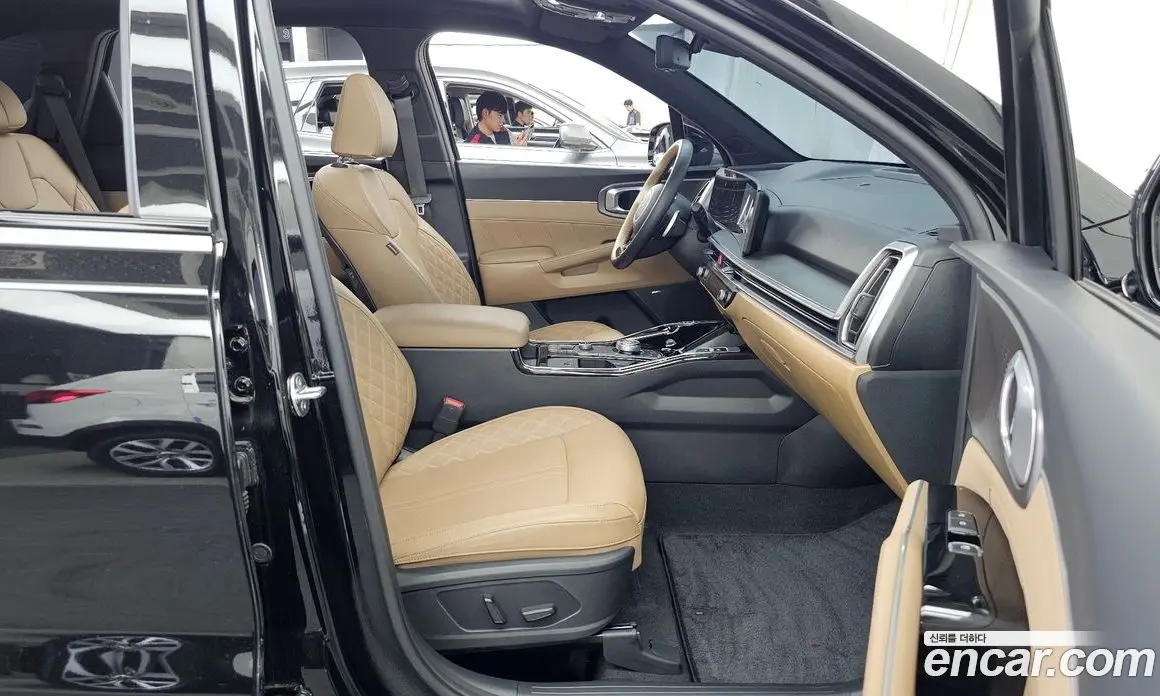 Kia Sorento 2023 2.5 автомат (гидро), фото 17