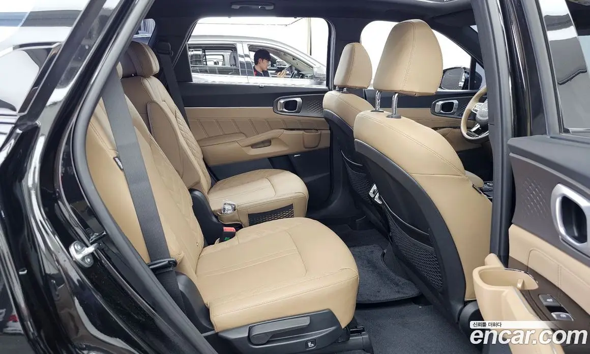 Kia Sorento 2023 2.5 автомат (гидро), фото 18