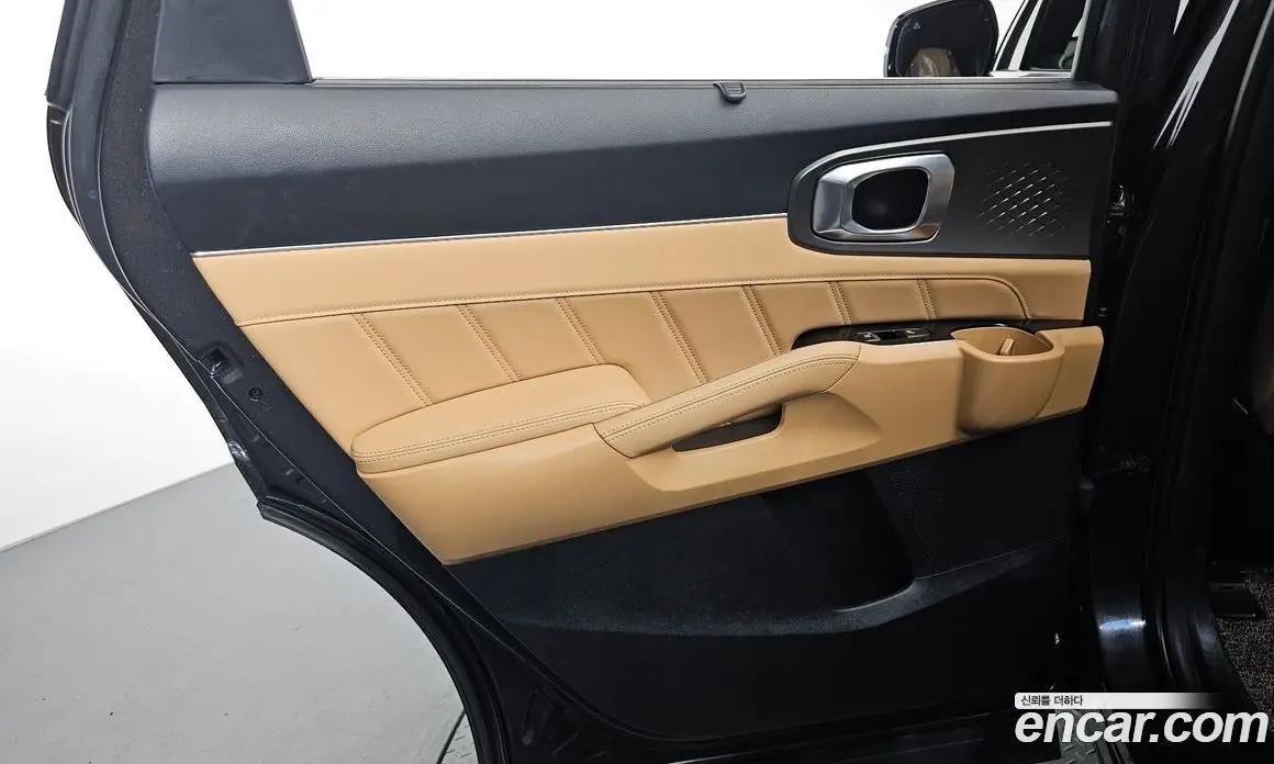 Kia Sorento 2023 1.6 автомат (гидро), фото 15