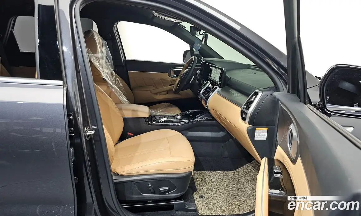 Kia Sorento 2023 1.6 автомат (гидро), фото 16