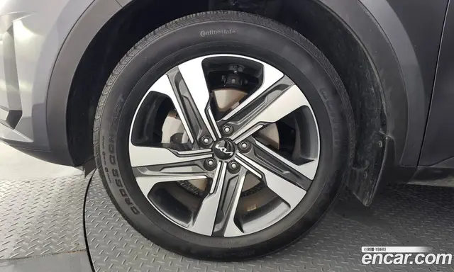 Kia Sorento 2023 1.6 автомат (гидро), миниатюра 5