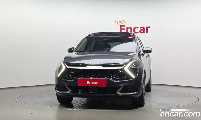Kia Sportage 2022 2.0 автомат (гидро), миниатюра 3