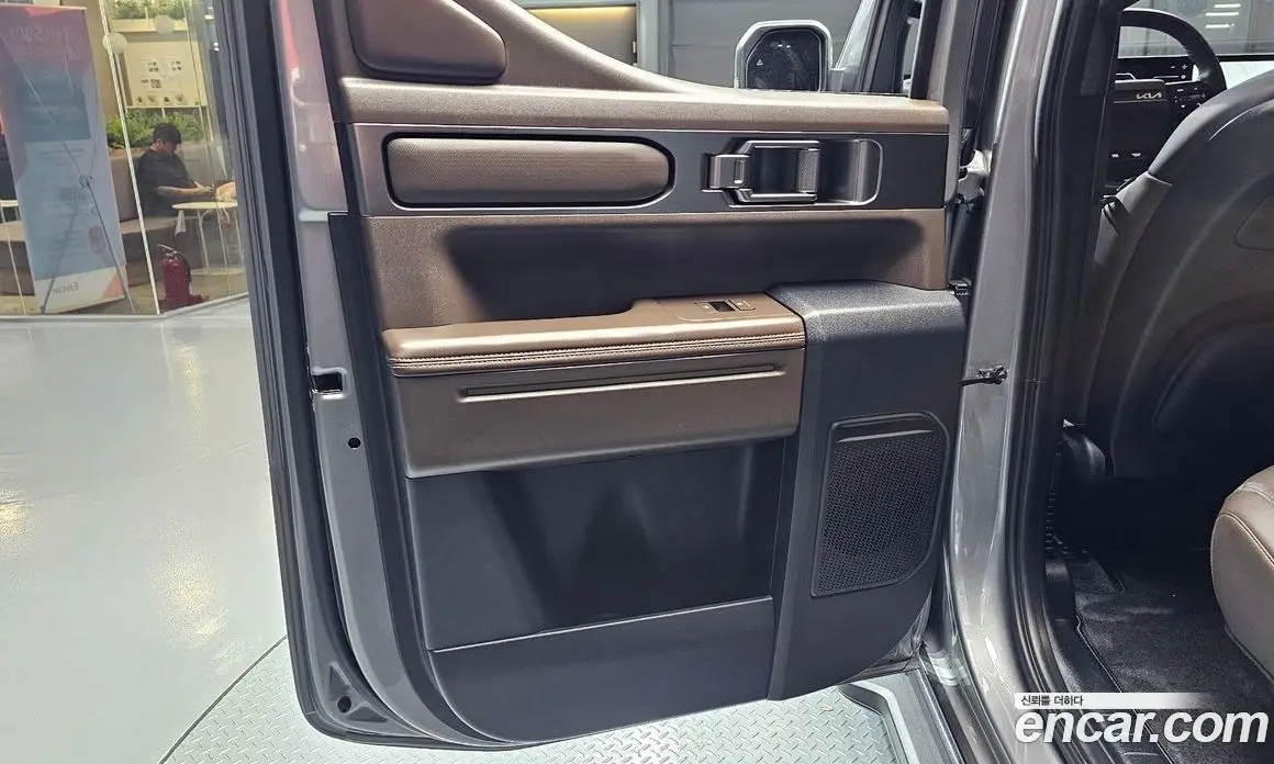 Kia Tasman 2025 2.5 автомат (гидро), фото 15