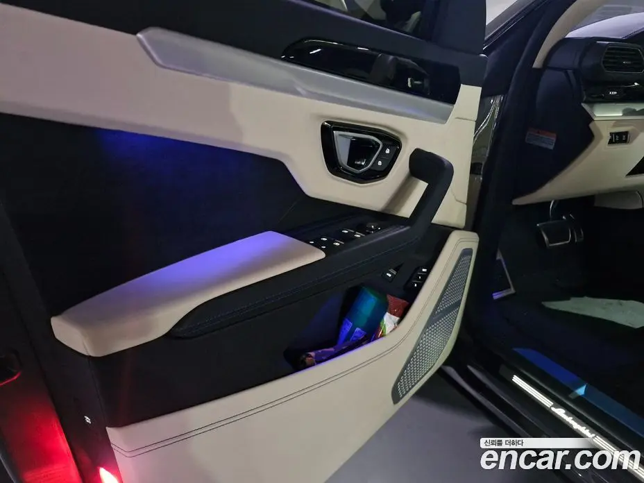 Lamborghini Urus 2024 4.0 автомат (гидро), фото 8